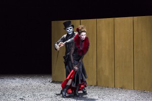 Maskenbau zu Carmen am Grand Théâtre de Genève